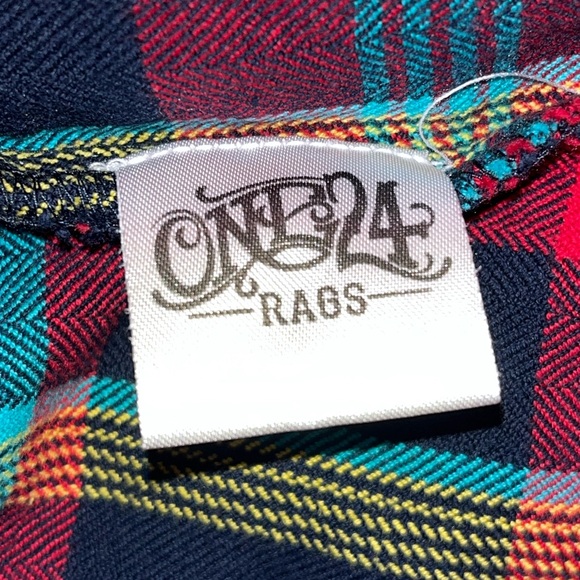 One24 Rags Flannel Button Up - Picture 5 of 6